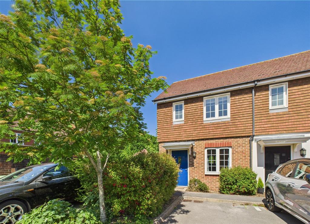 2 Bedroom End Terrace To Let