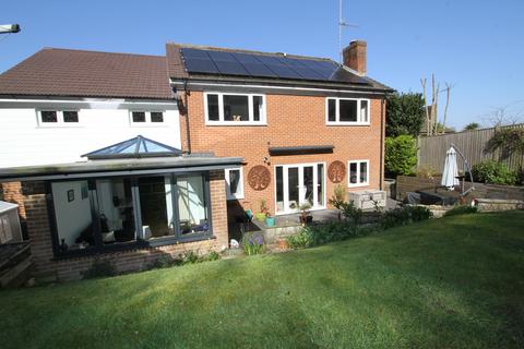 5 bedroom detached house for sale, Cranborne Avenue, Eastbourne BN20