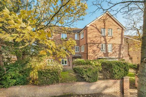 undefined, Waldegrave Road, Teddington TW11
