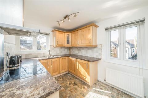 undefined, Waldegrave Road, Teddington TW11