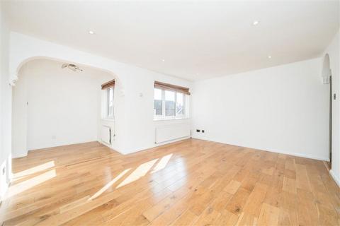 undefined, Waldegrave Road, Teddington TW11