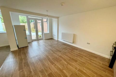 undefined, Finchampstead Road,  Finchampstead,  RG40