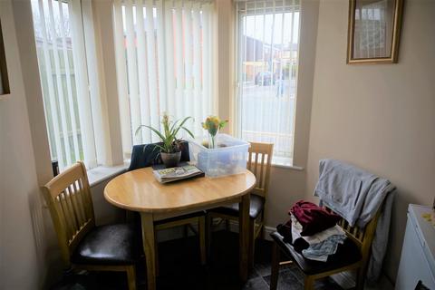 undefined, New Chester Road, Birkenhead