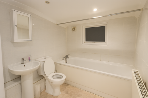 undefined, Fitzilian Avenue, Romford RM3