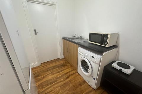 undefined, Byron Road, Wembley