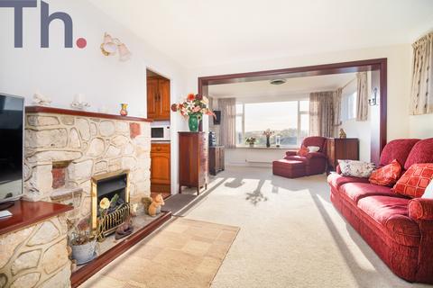 3 bedroom detached bungalow for sale, Newport PO30