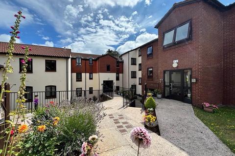 undefined, Pebble Court, Paignton