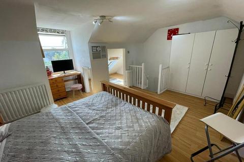 undefined, Plaistow, London E13