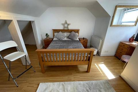 undefined, Plaistow, London E13