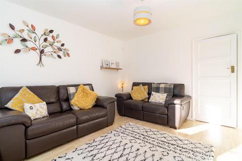 3 bedroom terraced house for sale, Winstre Road, Borehamwood WD6