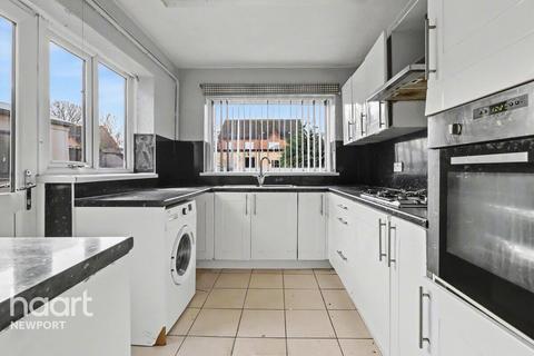undefined, Barthropp Street, Newport