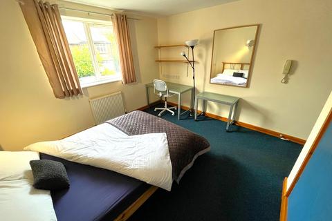 undefined, Russell Road, Nottingham NG7