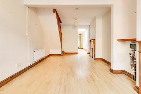 2 bedroom terraced house for sale, Malta Road, Cambridge CB1