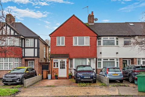 Caverleigh Way, Worcester Park, KT4