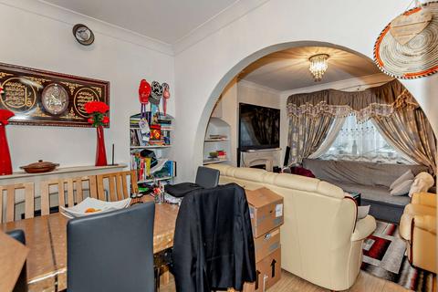 undefined, Caverleigh Way, Worcester Park, KT4
