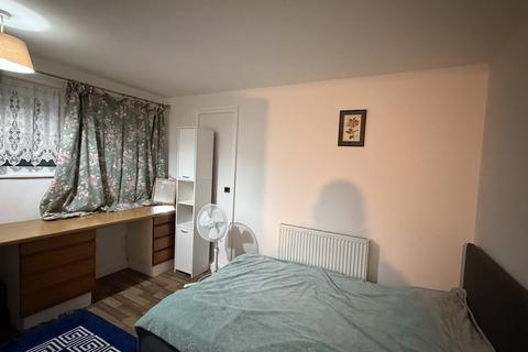 undefined, Beckton Road, London E16