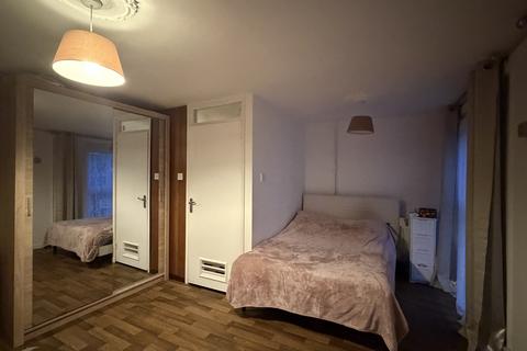 undefined, Beckton Road, London E16