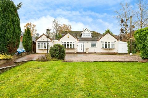 4 bedroom detached house for sale - Bridgnorth Road, Stourbridge DY7