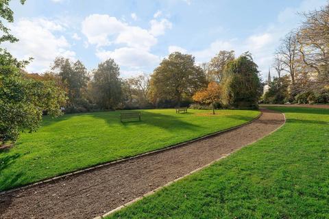 undefined, Kensington Park Gardens, Notting Hill, London, W11