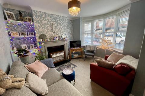 2 bedroom terraced house for sale, Lansdowne Street, Darlington