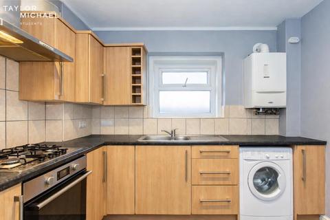 5 bedroom terraced house to rent, Hawkhurst Road, Brighton