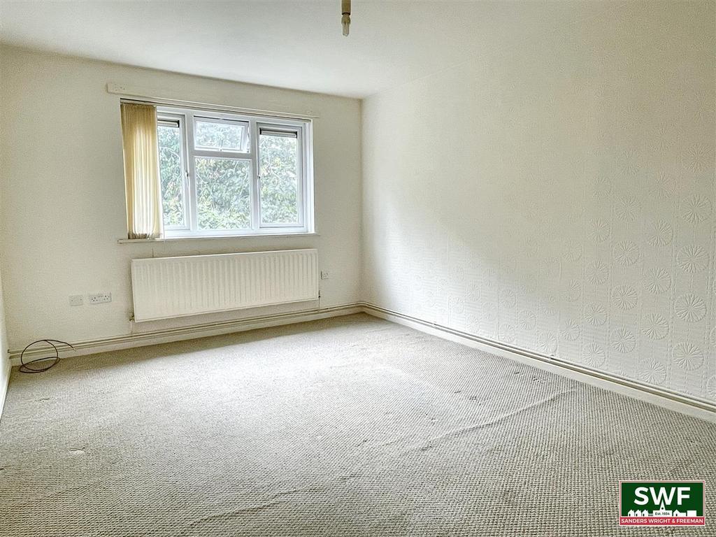 Living room1.jpg