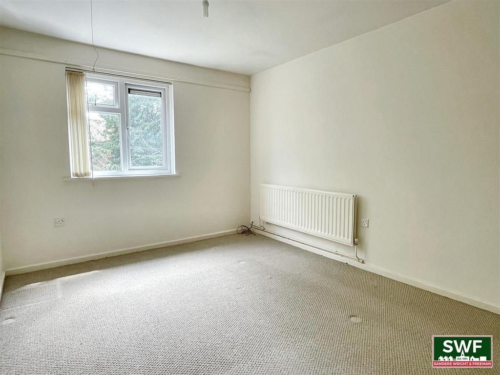 Bedroom.1.jpg