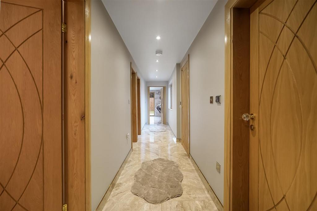 Ceder Hallway .jpg