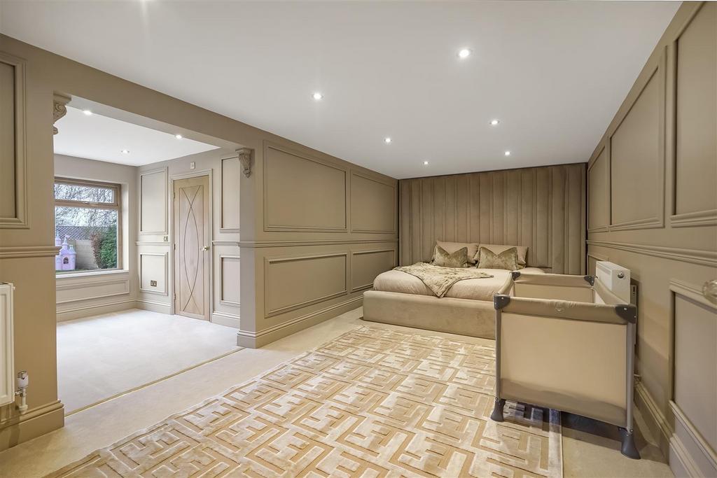 Main Bedroom