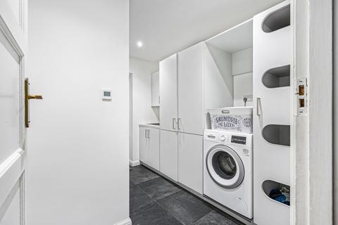 undefined, Epsom
