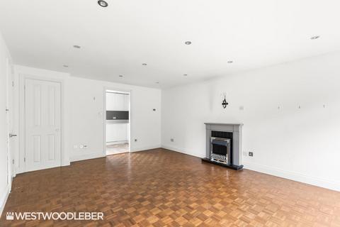 3 bedroom flat for sale, Park View, Hoddesdon EN11