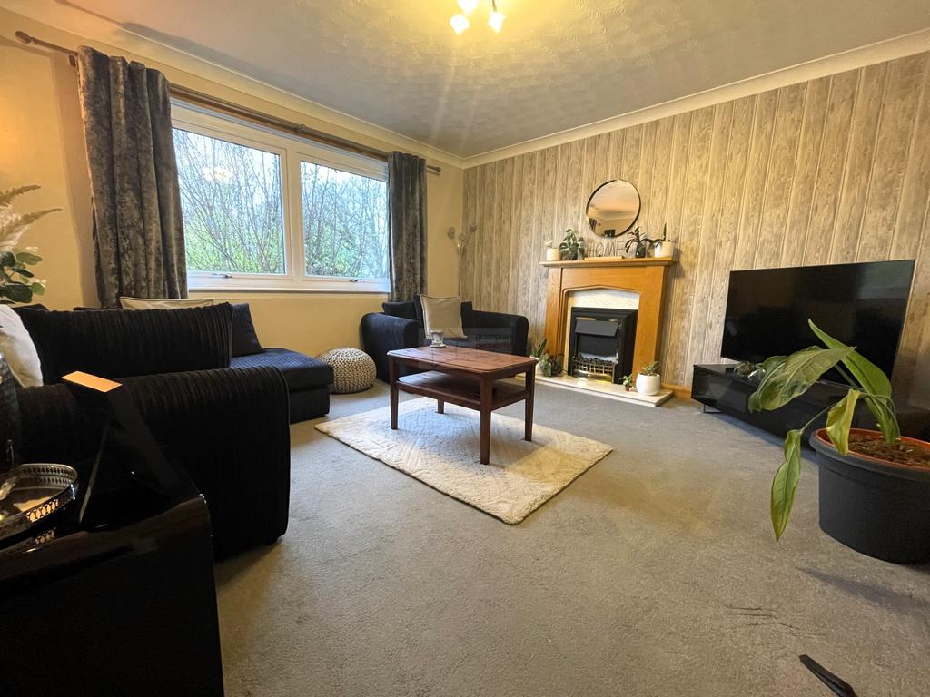 Lounge a.JPG