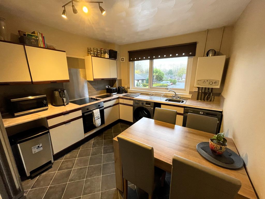 Kitchen a.JPG
