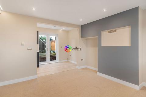 3 bedroom end of terrace house for sale, Seaton Crescent, Sheffield, S2