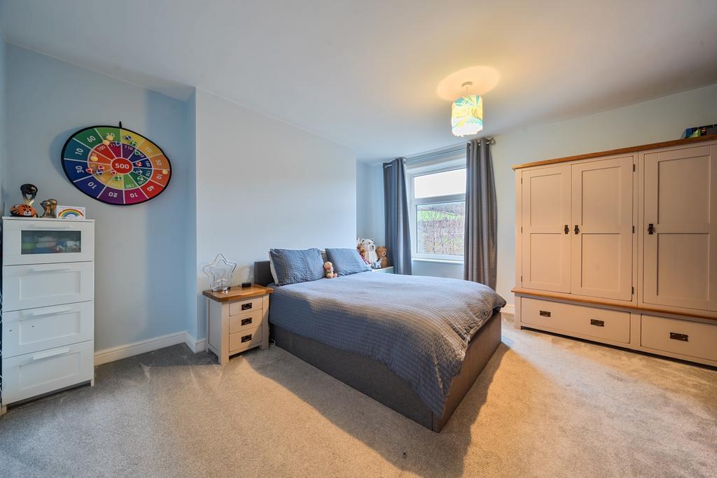 Bedroom 1 - Master