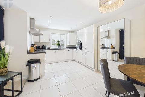 2 bedroom ground floor flat to rent, Provis Wharf, Aylesbury, Buckinghamshire