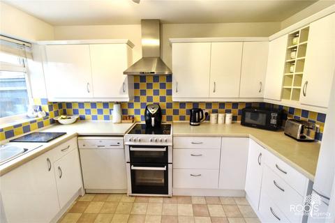 3 bedroom end of terrace house for sale, Robertsfield, Berkshire RG19