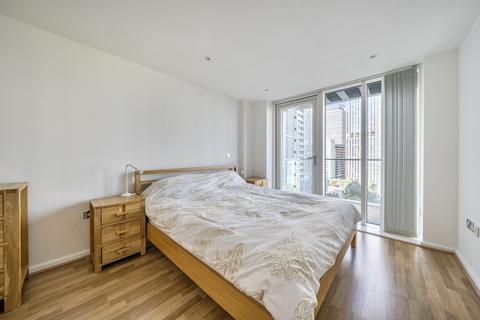 2 bedroom flat for sale, Millharbour London E14