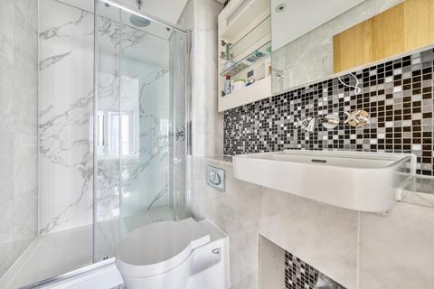 2 bedroom flat for sale, Millharbour London E14