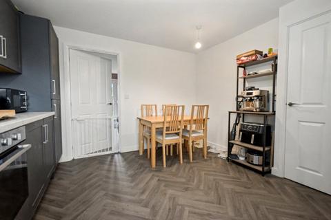 3 bedroom semi-detached house for sale, Needle Close, Wakefield, West Yorkshire