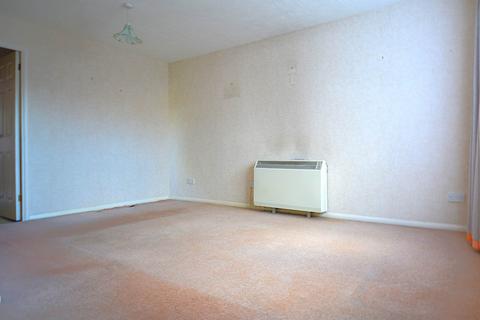 1 bedroom flat for sale, Derwent Close, Amersham