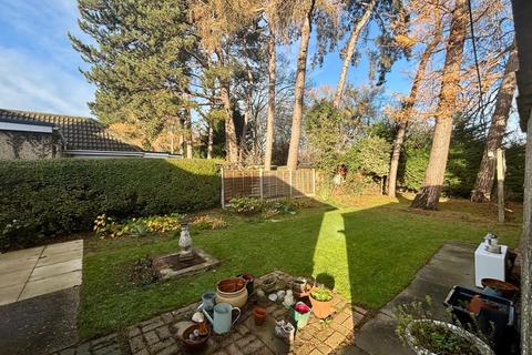3 bedroom semi-detached bungalow for sale, Charnwood Avenue, Westone NN3