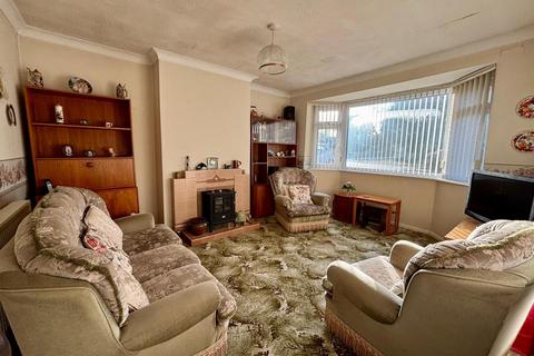 3 bedroom semi-detached bungalow for sale, Charnwood Avenue, Westone NN3