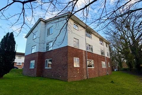 undefined, Quayside Road, Southampton, Hampshire, SO18