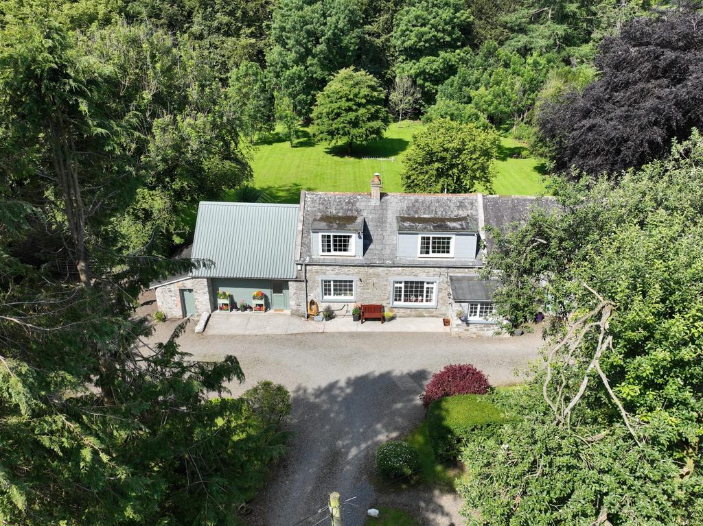 Rosewood Lodge, Valleyfield House, Kirkcudbright -