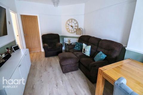 2 bedroom semi-detached bungalow for sale, Southfield Drive, Benfleet