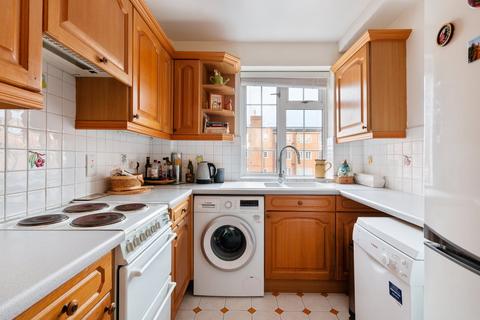 2 bedroom flat for sale, Stamford Court, Goldhawk Road, Hammersmith W6
