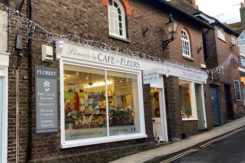 Retail property (high street) to rent, 5A Market Rd Rye TN31 7JA