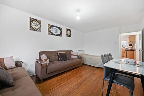 2 bedroom flat for sale, 117 Avenue Road, London, W3 8