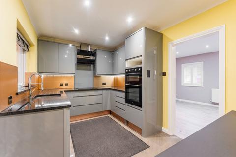 undefined, Queensway, Watton